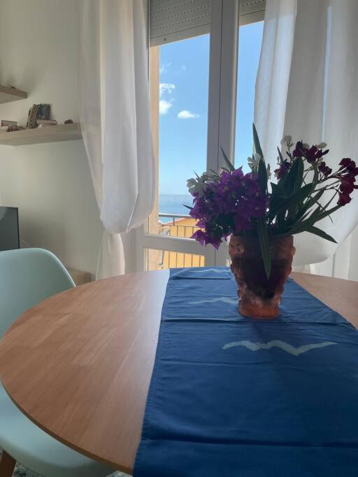2-Bedroom Sunny Sea View With Balcony, La Casa Di Christine Monterosso al Mare Exterior photo